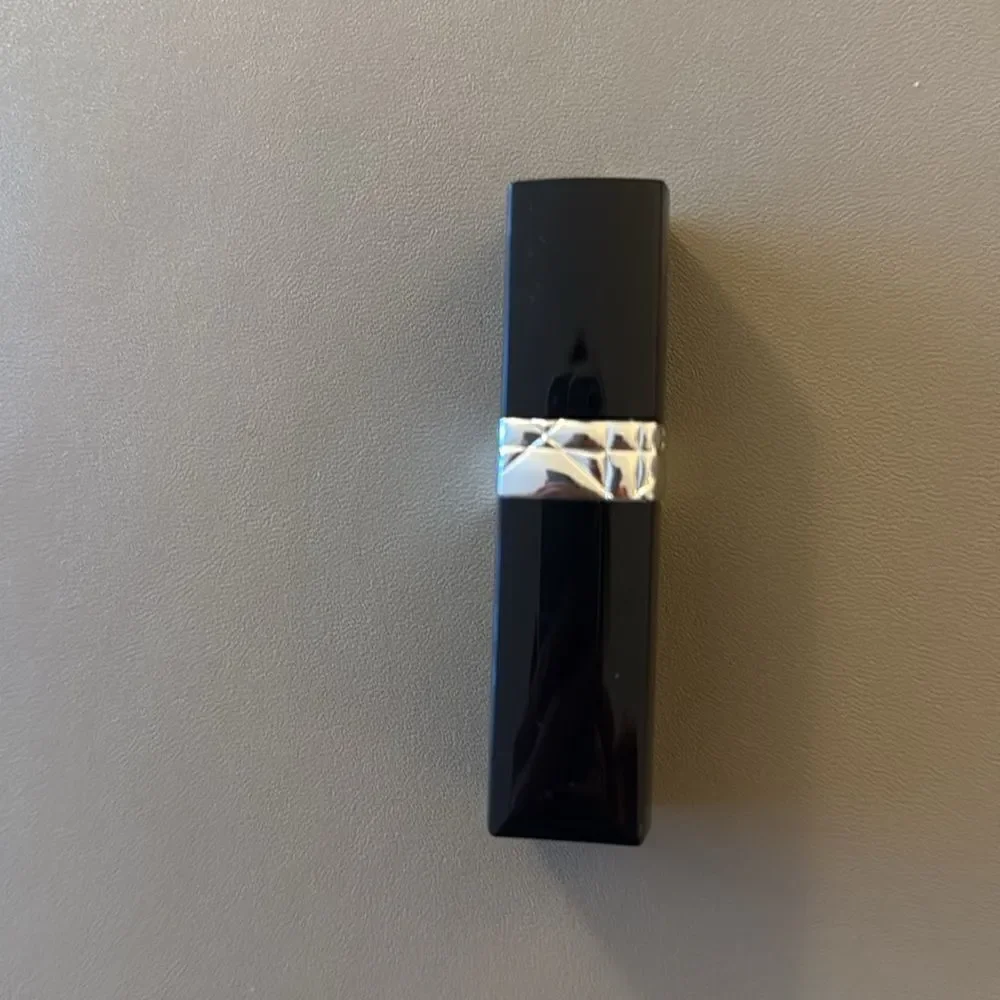 NWOT Christian Dior Lipstick Set. Case & Full Size Lipstick #999 Red.